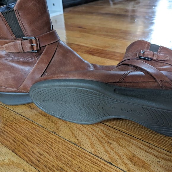 Ecco booties - Picture 5 of 7